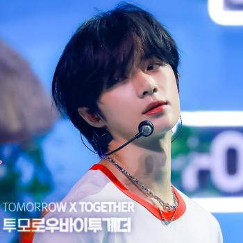 [얼빡직캠 4K] 투모로우바이투게더 범규 'Love Language'(TXT BEOMGYU Facecam) @뮤직뱅크(Music Bank) 250502