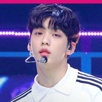 [입덕직캠] TXT 수빈 직캠 4K '9와 4분의 3 승강장에서 너를 기다려 (Run Away)' (TXT SOOBIN FanCam) | @MCOUNTDOWN_2019.10.24